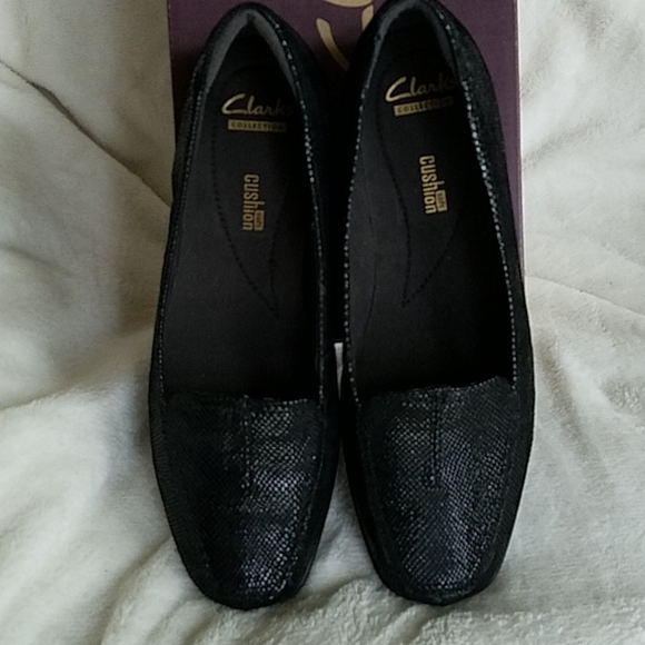 Clarks Lizard Leather Loafers - Picture 8 of 9